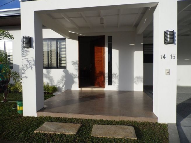 Spacious Bungalow House with Swimming pool for rent - 90K03