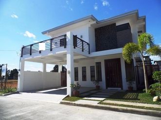 4 Bedroom Nice House in a Exclusive subdivision in Angeles City02