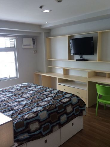 Special Corner 1 Bedroom at Encino Two Serendra03