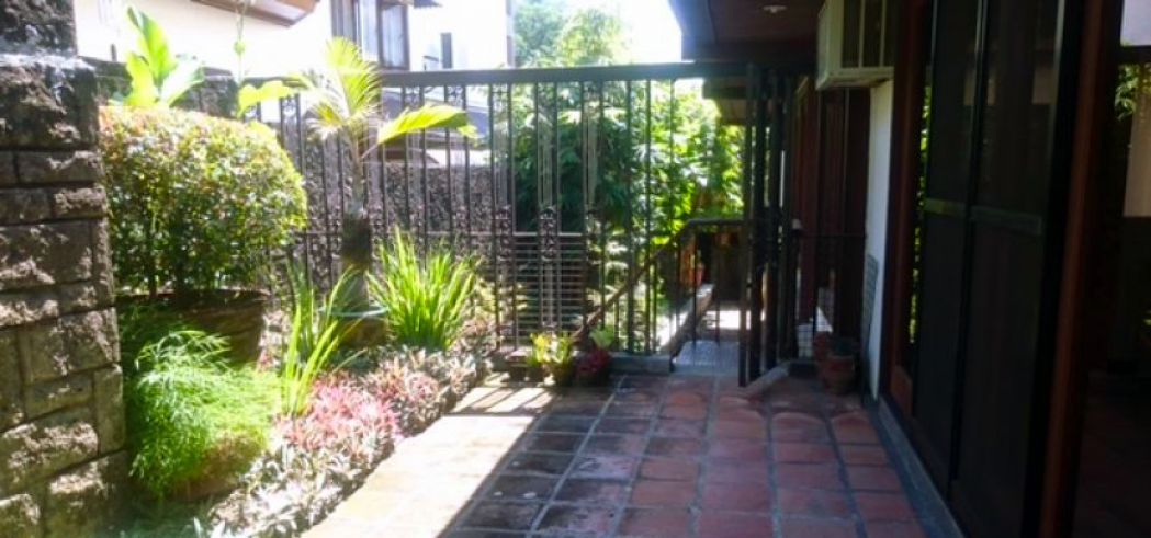 "Elegant 4 Bedroom House and Lot for Rent in San Lorenzo Village, Makat"03