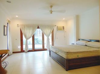 "4 Bedroom Bungalow House with Swimming Pool for Rent in Banilad, Cebu"02