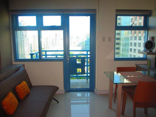 Eton Parkview 1Bedroom for Rent Legaspi Village04