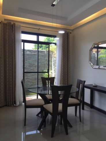 Santa Rosa Forbes House for rent03