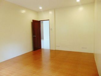 "House for Rent in Banilad, Cebu City 4-Bedrooms unfurnished with air-c"02