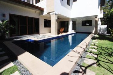 Ayala Alabang Modern House For Rent02