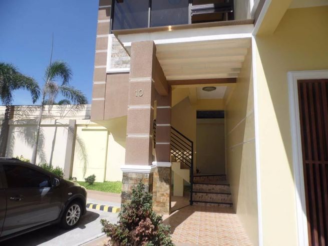 (2) Two Bedroom Fully Furnished For Rent Located at Angeles Sports Clu03