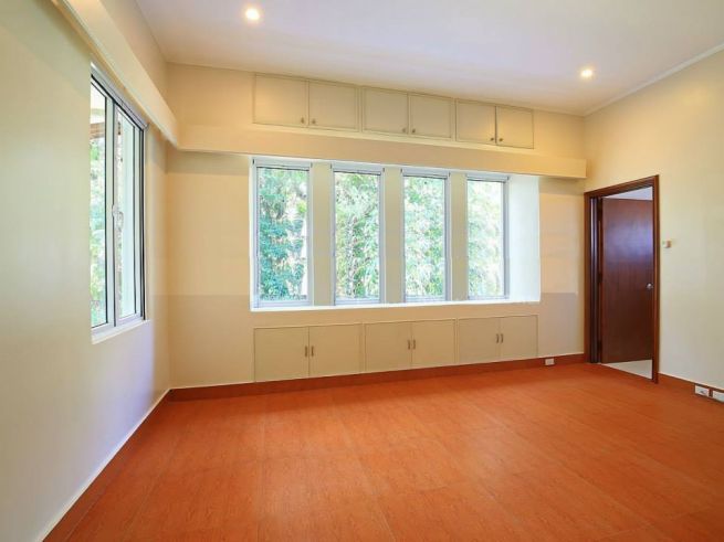 "House and Lot, 4 Bedrooms for Rent in Forbes Park, Makati, Metro Manil"03