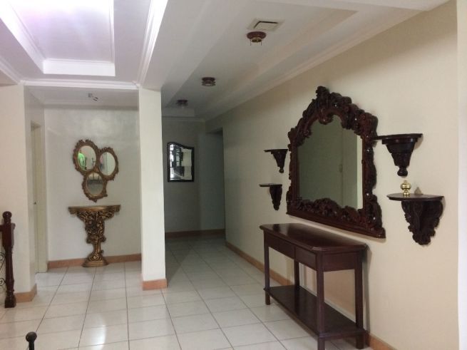 5 Bedroom Corner Lot House and Lot for Rent03
