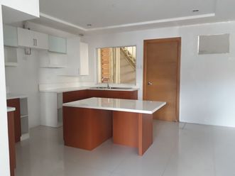 BF Homes Para?aque Brand New House For Rent Prime Property02