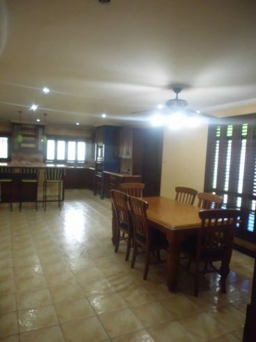 "865sqm Floor, 1100sqm Lot, 5 bedroom, House and Lot, Ayala Alabang Vil"04