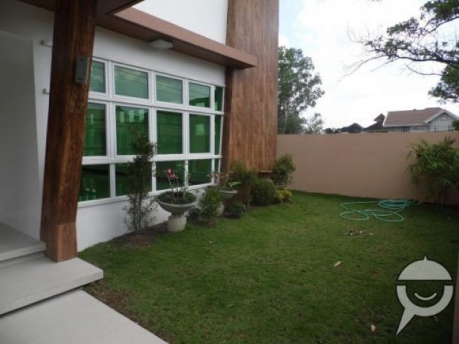 For Rent House and Lot near Clark03