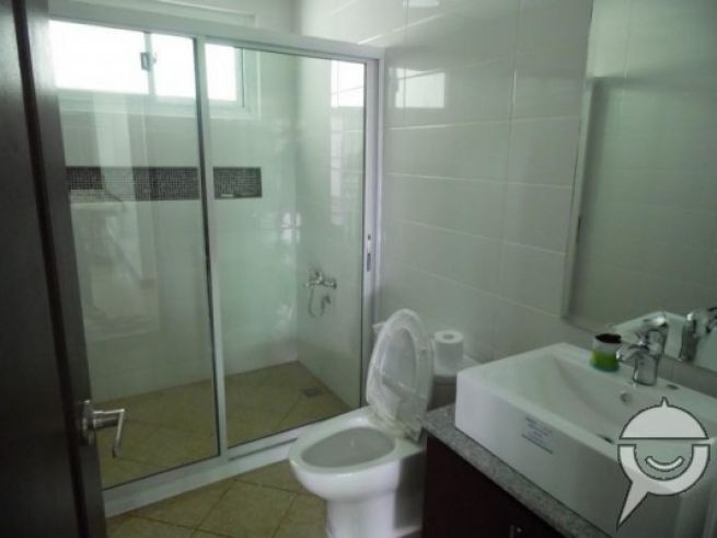For Rent House and Lot near Clark04
