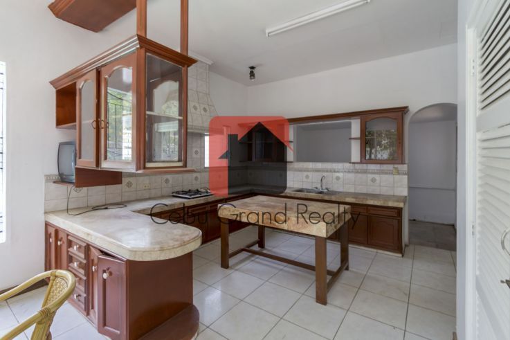 4 Bedroom House for Rent in Banilad04