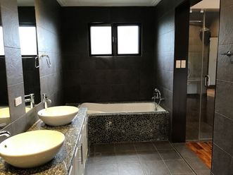 "House for Rent in South Forbes, Makati City"02