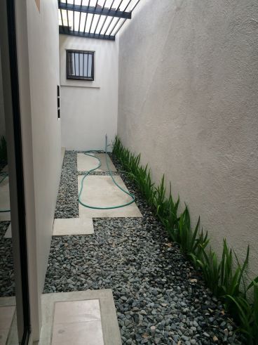 House for Rent in Angeles City 3BR with pool well-maintained house04
