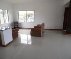 Bungalow House and lot for rent Near SM Clark - P30K02
