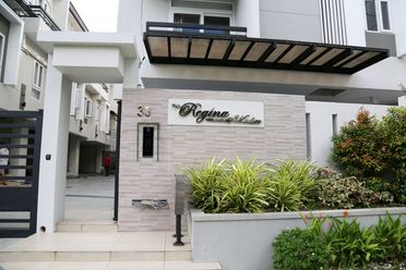 Three Storey Townhouse 4 BR for rent02
