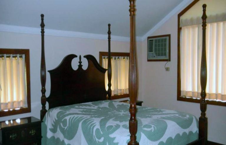 "Spacious 6 Bedroom House for Rent in San Lorenzo Village, Makati City"03