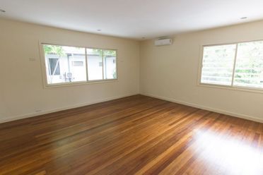 "3 Bedroom House FOR RENT in Dasmarinas Village, Makati"02