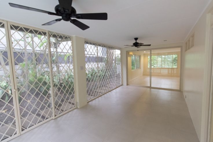"3 Bedroom House FOR RENT in Dasmarinas Village, Makati"04