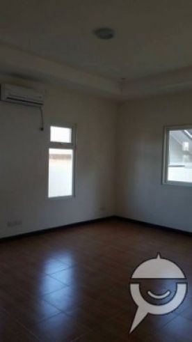 Bungalow House for rent with 3 Bedrooms in Hensonville Angeles City Ne03
