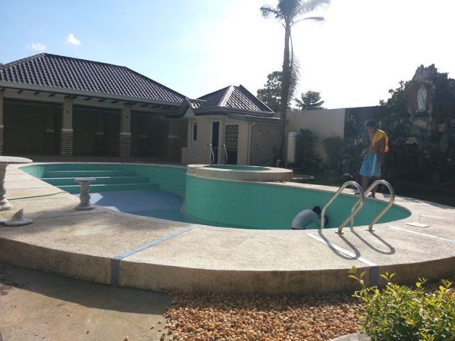 7 Bedroom House with Huge Swimming pool for rent - 80K03