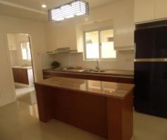 Modern House For Rent In Angeles Pampanga03