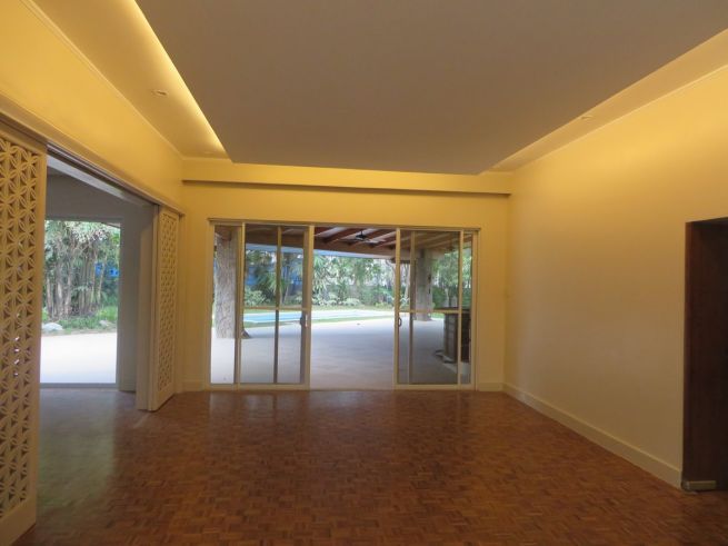 House for Rent Forbes Park Makati04