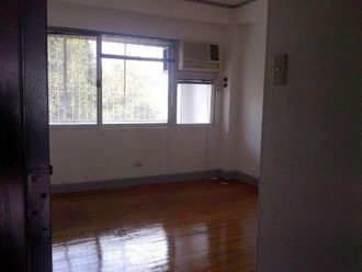 3-Bedroom Spacious Townhouse or Apartment for rent in Guadalupe Cebu C02
