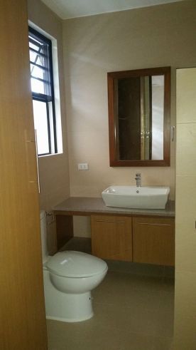 3 Bedroom House with Pool  for Rent in Angeles03