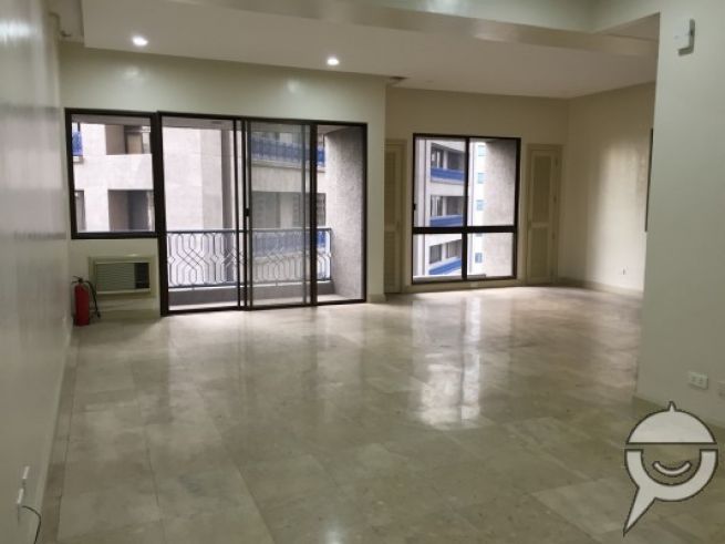 For rent 3 Bedroom in alexandra condominium pasig ortigas P100k03