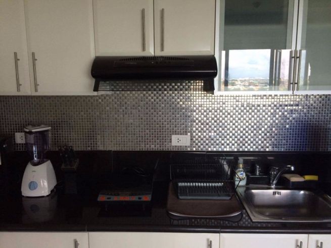 Modern 1-bedroom unit in Morgan Suites Executive Residences03