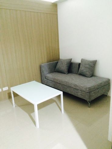 Shore Residence Fully Furnished Unit w/ Balcony RFO04