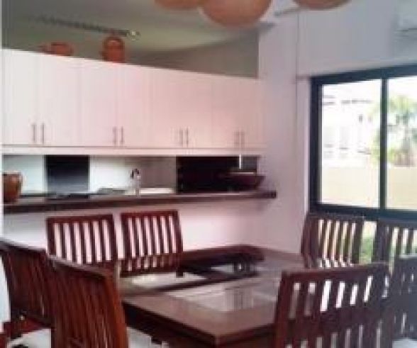 4 Bedroom furnished house with swimming pool for rent - P120K04