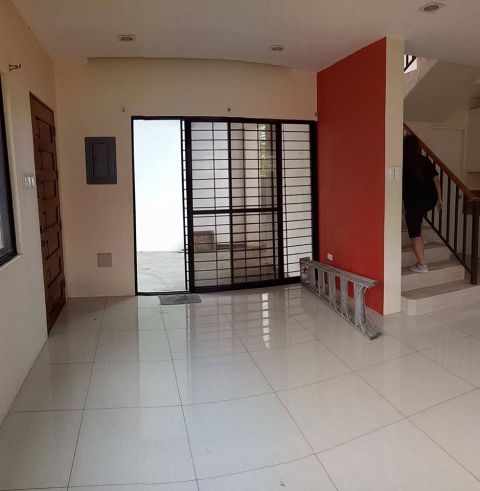 Unfurnished House for Rent near SM Mall04