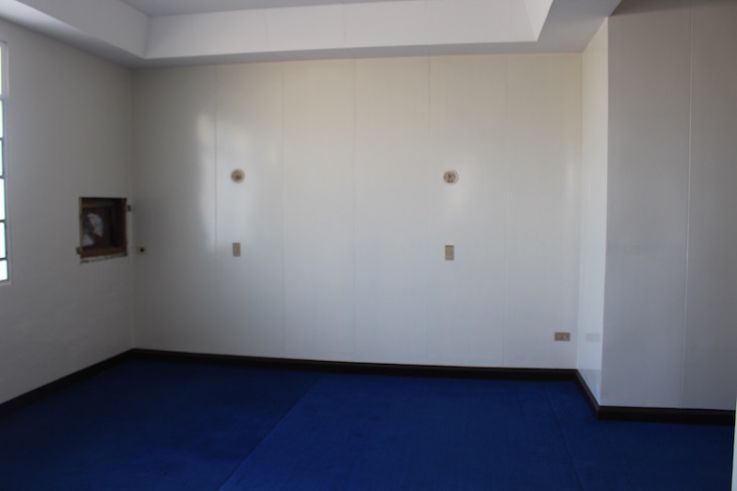 Unfurnished 5 Bedroom House In Banilad03