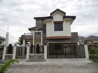 4 Bedroom House and lot near SM Clark for rent - P50K02