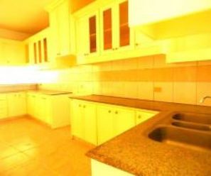 Huge White House With Pool For Rent In Angeles City02