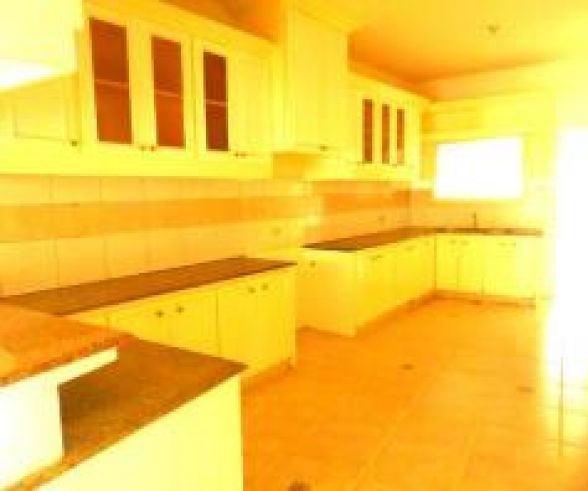 Huge White House With Pool For Rent In Angeles City04