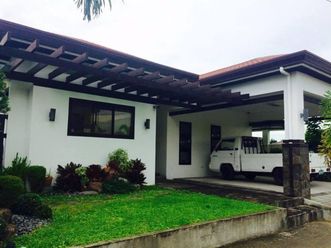 3 Bedroom Furnished House and Lot with Pool for Rent in Amsic02