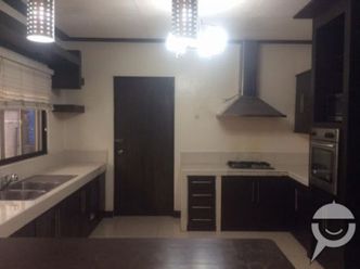 Acropolis Village 350 sqm 2 Storey House for Rent in Quezon City02