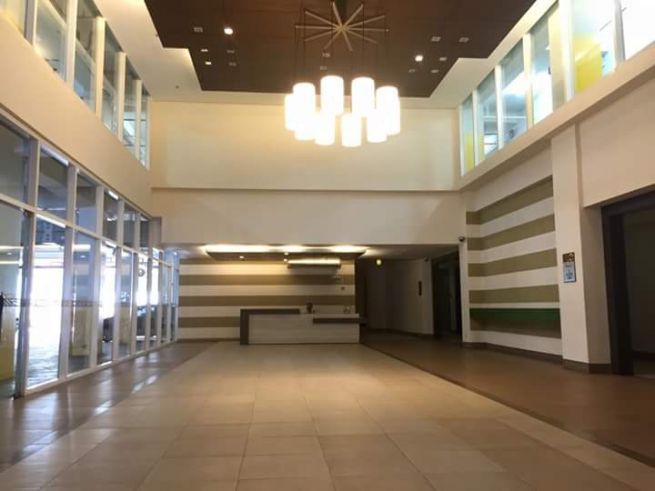 Treetop Villas Fully Furnished Condo Mandaluyong03