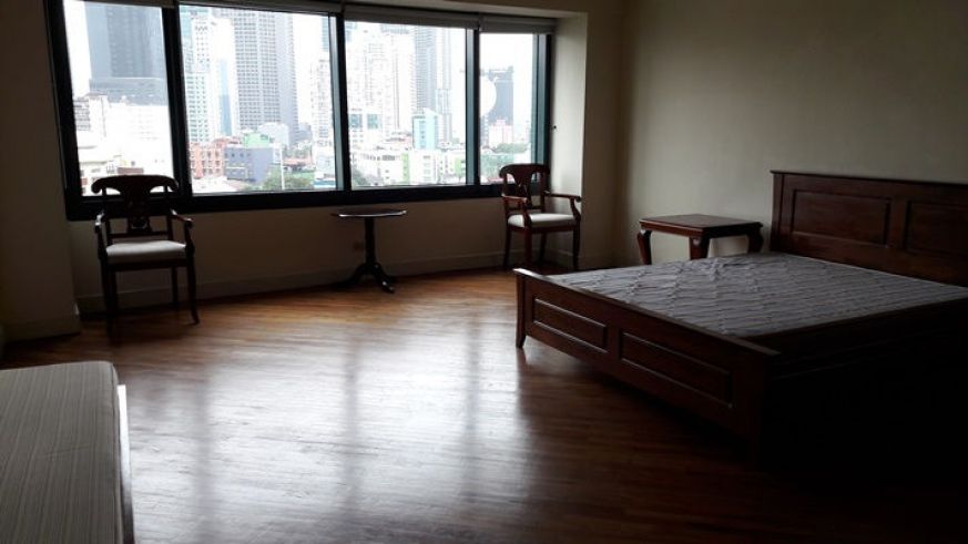 Rizal tower condo for lease in rockwell furnished03
