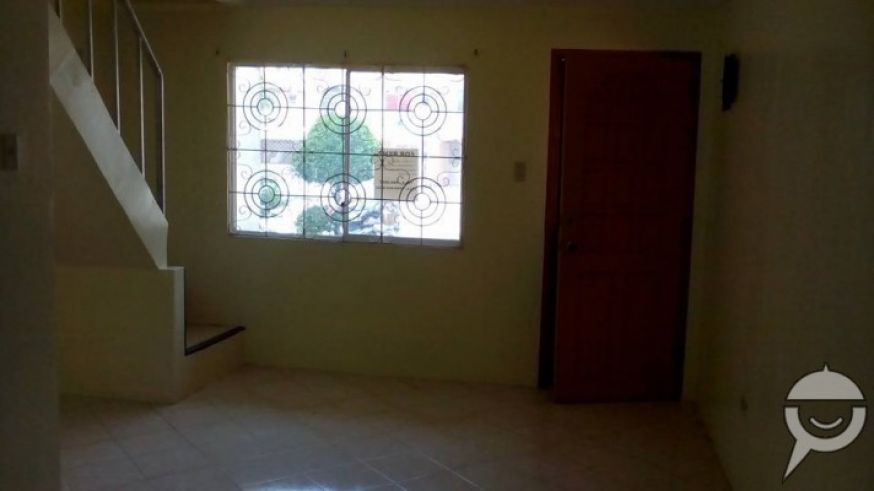 "2 BR Unfurnish Townhouse for rent in Lapu-Lapu City,Cebu near Grandmal"04