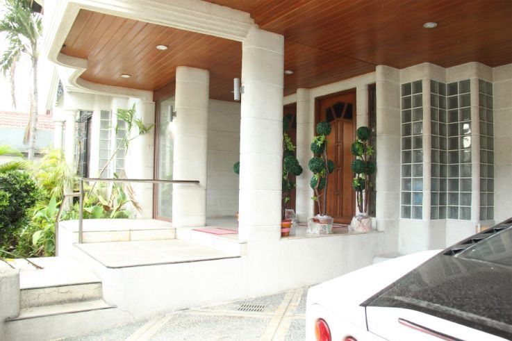 2 bedroom home Capitol 803