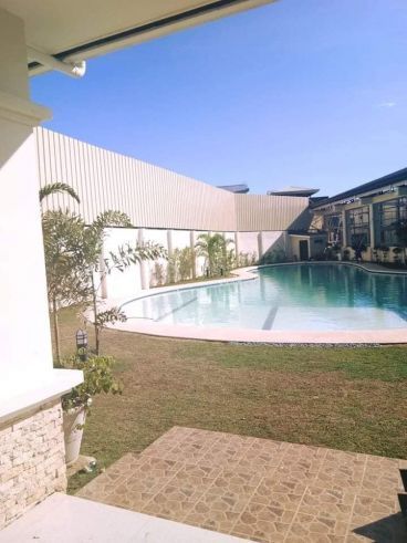 Unfurnished 3 BR Duplex - Talisay03