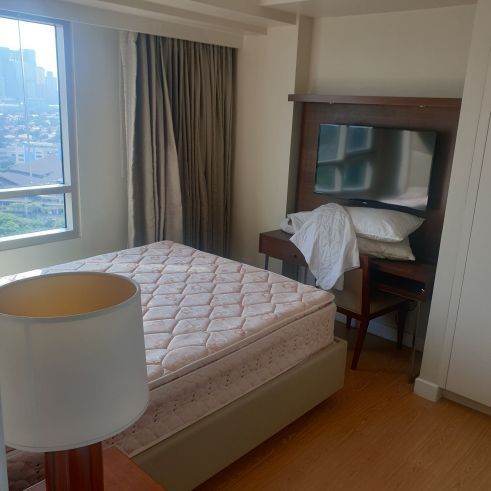 2 BR Fully Furnished Condo Unit in The Grove Rockwell Pasig03
