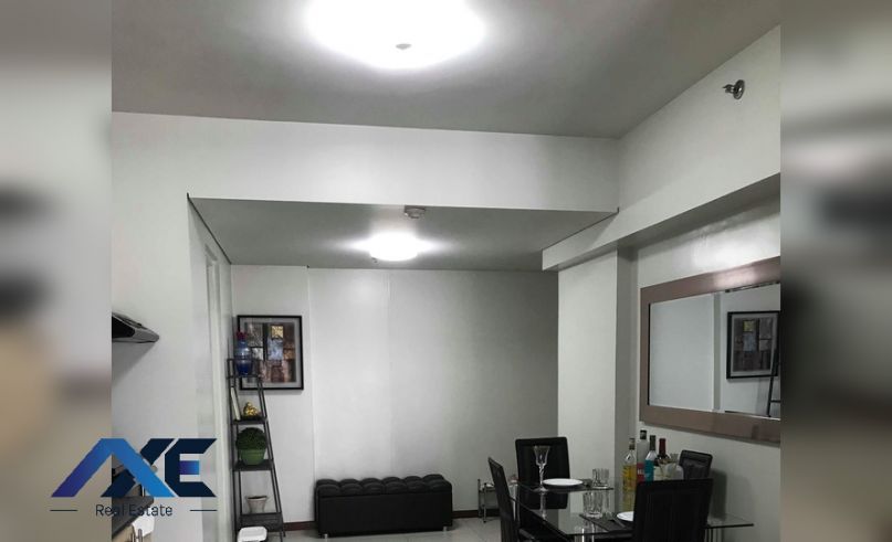 Fully furnished corner unit 1br for rent at The Columns Legaspi Villag03