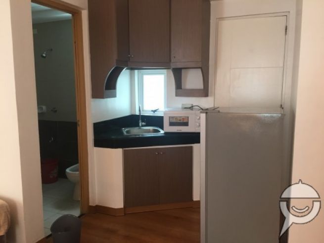 Family / Barkada Room for Rent04