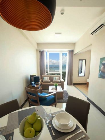 Studio type unit for Rent in 8 Newtown Boulevard - CEBU03